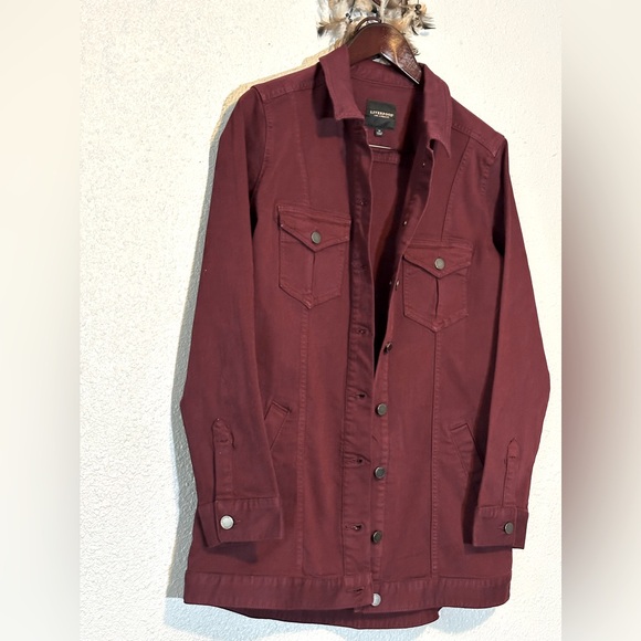 Liverpool Los Angeles Burgundy Blush Denim Jacket Size M Button-Up Pockets NWOT - Picture 2 of 15